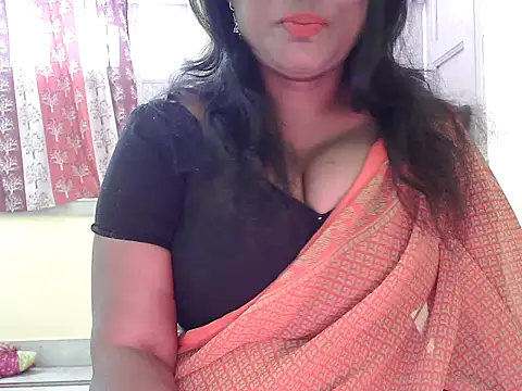 Snapshot of Tanu_Bengali chatting on 11-25-25, 07:08 Tanu Bengali online show from 11-25-25, 07:08