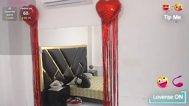 NoahJhonson69 online show from 02-12-26, 12:00