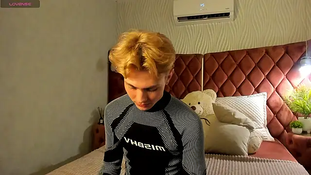 Even Vrot online show from 12-17-25, 02:12