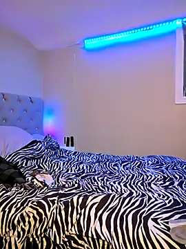 Snapshot of Drowning667 chatting on 01-11-26, 05:12 Drowning667 online show from 01-11-26, 05:12