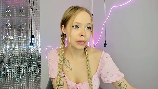 lucy loy online show from 01-13-26, 02:22