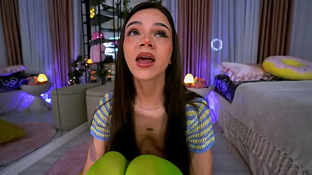 oh M God online show from 04-18-26, 08:42