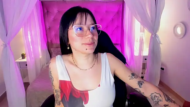 Annie Petters online show from 07-30-26, 12:48