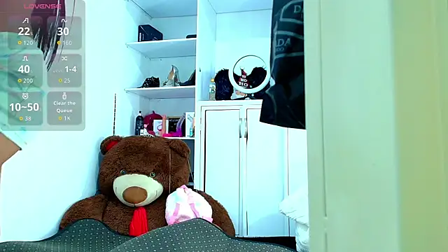 mia fernand online show from 11-18-25, 10:36