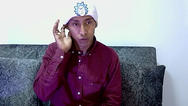 Snapshot of liam__blake chatting on 11-20-25, 01:06 liam blake online show from 11-20-25, 01:06