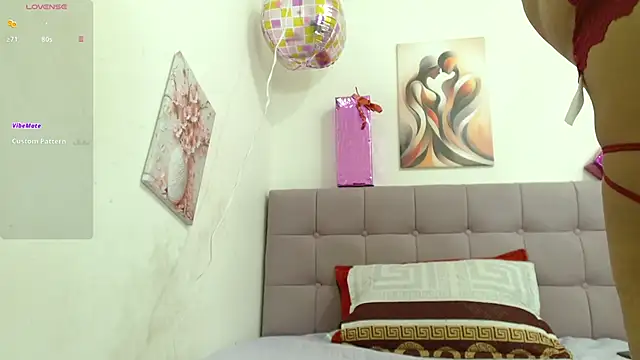 Snapshot of kloe_wish chatting on 12-01-25, 01:27 kloe wish online show from 12-01-25, 01:27