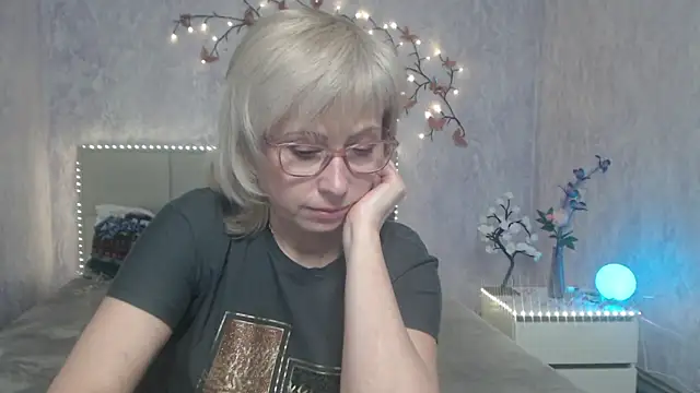 LaurenWishy online show from 03-13-26, 12:12