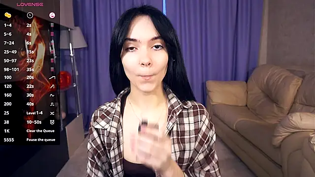 LorrieWilcinski online show from 11-25-25, 07:08