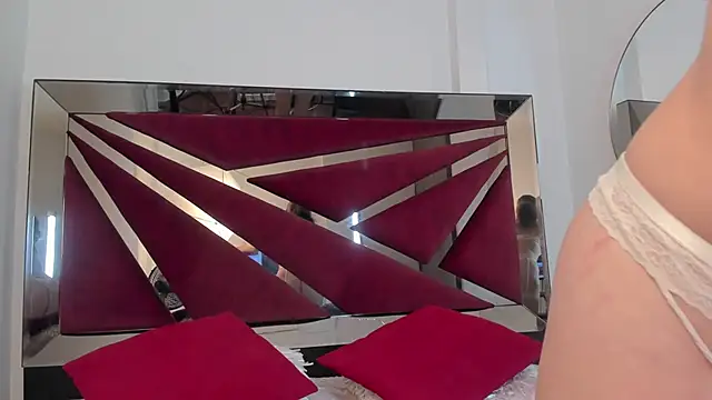 Snapshot of MarieTaylor_ chatting on 11-20-25, 06:07 MarieTaylor online show from 11-20-25, 06:07