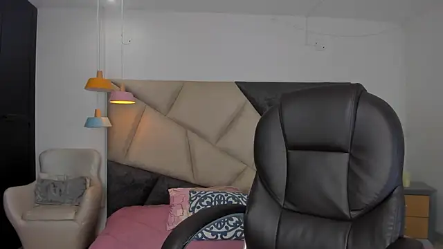 MarieTaylor  online show from 02-25-26, 06:28