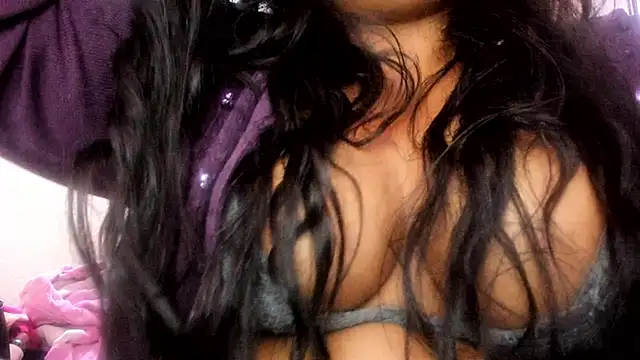 ebonycamelia online show from 05-19-26, 09:21