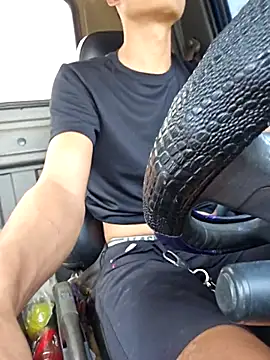 huykkk99 online show from 11-29-25, 05:43