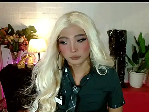 Jasmin Blaire online show from 11-23-25, 04:45