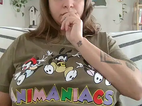 Snapshot of xxxluana chatting on 11-19-25, 05:46 xxxluana online show from 11-19-25, 05:46