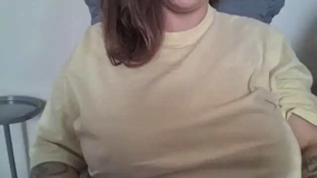 Snapshot of xxxluana chatting on 02-06-26, 05:27 xxxluana online show from 02-06-26, 05:27