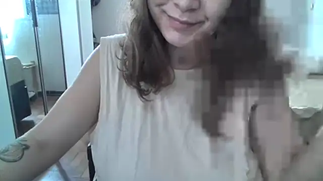 Snapshot of xxxluana chatting on 02-21-26, 12:39 xxxluana online show from 02-21-26, 12:39