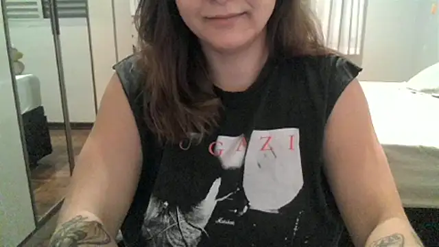 Snapshot of xxxluana chatting on 03-09-26, 11:53 xxxluana online show from 03-09-26, 11:53