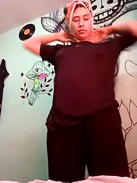 cata bronw online show from 03-18-26, 04:54