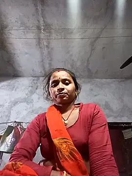 Hot erion online show from 11-25-25, 01:22