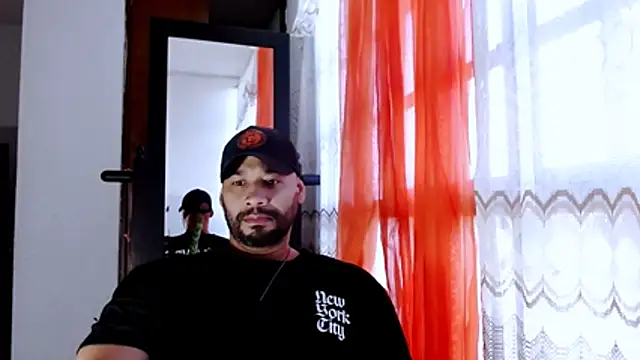 musclehetero online show from 07-25-26, 12:25