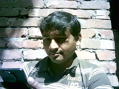 Snapshot of handsome12345_ chatting on 01-08-26, 05:32 handsome12345 online show from 01-08-26, 05:32