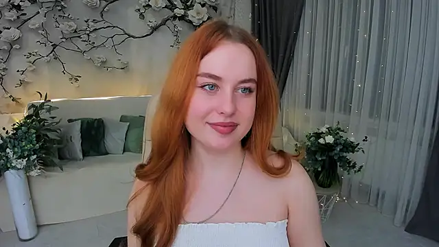 Snapshot of AirySilhouette chatting on 12-04-25, 04:11 AirySilhouette online show from 12-04-25, 04:11