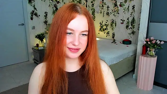 AirySilhouette online show from 04-12-26, 07:30