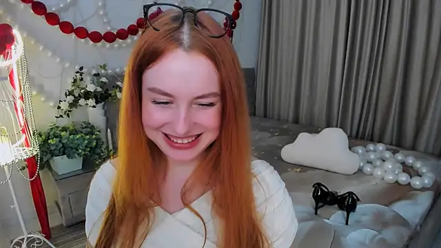 AirySilhouette online show from 04-21-26, 02:51