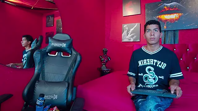 Noah Greenhart online show from 01-10-26, 07:59