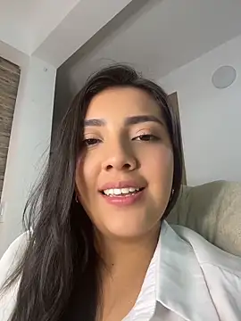 Snapshot of Sammyy_torres chatting on 04-15-26, 04:52 Sammyy torres online show from 04-15-26, 04:52