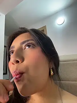 Snapshot of Sammyy_torres chatting on 04-17-26, 04:48 Sammyy torres online show from 04-17-26, 04:48