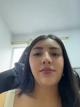 Snapshot of Sammyy_torres chatting on 04-19-26, 08:33 Sammyy torres online show from 04-19-26, 08:33