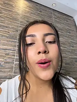 Snapshot of Sammyy_torres chatting on 05-08-26, 01:33 Sammyy torres online show from 05-08-26, 01:33