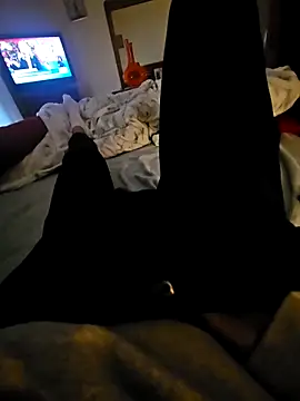 Snapshot of Raika25 chatting on 12-15-25, 12:42 Raika25 online show from 12-15-25, 12:42