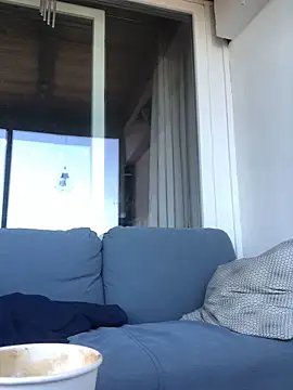 Spielzeugtwink online show from 04-07-26, 01:00