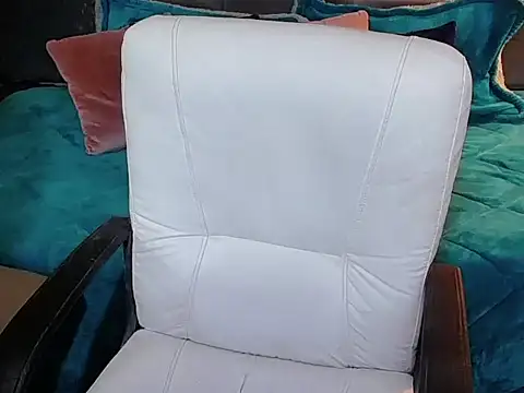 Snapshot of tayler_luke chatting on 03-20-26, 01:10 tayler luke online show from 03-20-26, 01:10