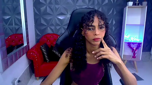 Snapshot of becky_lynch_102 chatting on 01-09-26, 12:41 becky lynch 102 online show from 01-09-26, 12:41