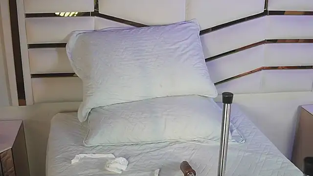 luciana agudelo online show from 05-21-26, 07:21