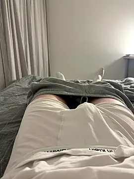 TwinkiStar05 online show from 11-19-25, 07:36