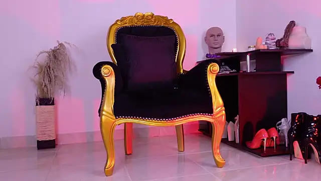 Snapshot of SaraFerrer_ chatting on 05-09-26, 05:23 SaraFerrer online show from 05-09-26, 05:23