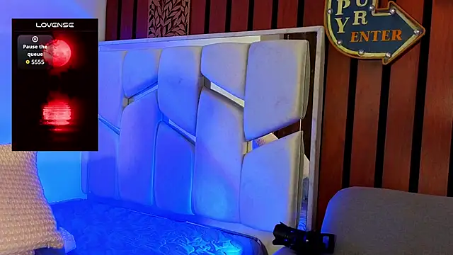 Snapshot of ken_blakerr chatting on 12-13-25, 07:53 ken blakerr online show from 12-13-25, 07:53