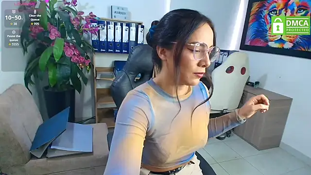 Snapshot of Adri_Miller chatting on 02-20-26, 01:11 Adri Miller online show from 02-20-26, 01:11