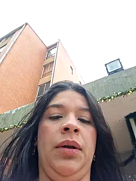 Layla-daring online show from 12-22-25, 06:49