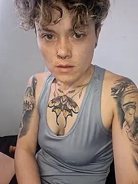 Snapshot of megan_NL chatting on 12-02-25, 09:43 megan NL online show from 12-02-25, 09:43