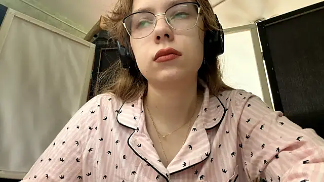 LouettaTornese online show from 11-23-25, 08:25