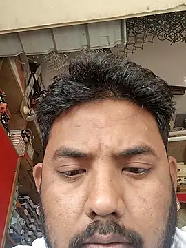 Snapshot of Roy___121 chatting on 02-13-26, 04:52 Roy 121 online show from 02-13-26, 04:52