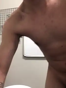 Snapshot of sethhtx713 chatting on 03-26-26, 05:35 sethhtx713 online show from 03-26-26, 05:35