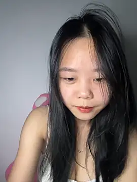 Kiee-lee online show from 11-30-25, 01:26