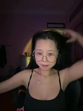 Kiee-lee online show from 07-24-26, 04:27