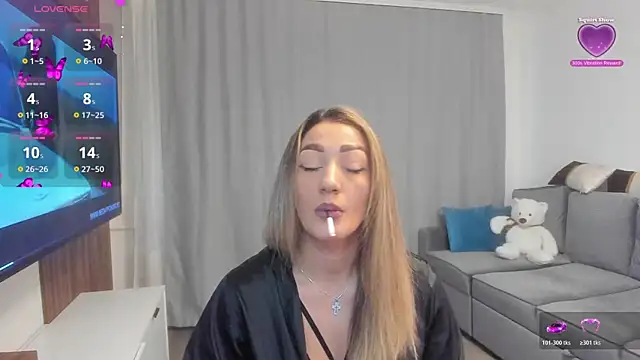 rossana doll online show from 04-20-26, 07:00